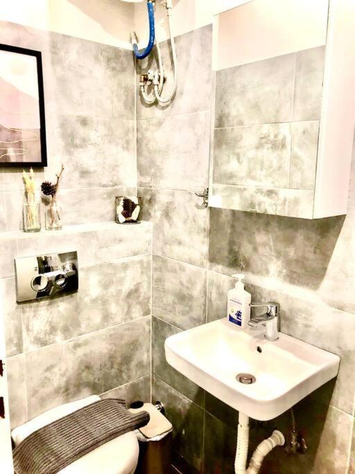 Akadimias Apartment 1 Атина Екстериор снимка